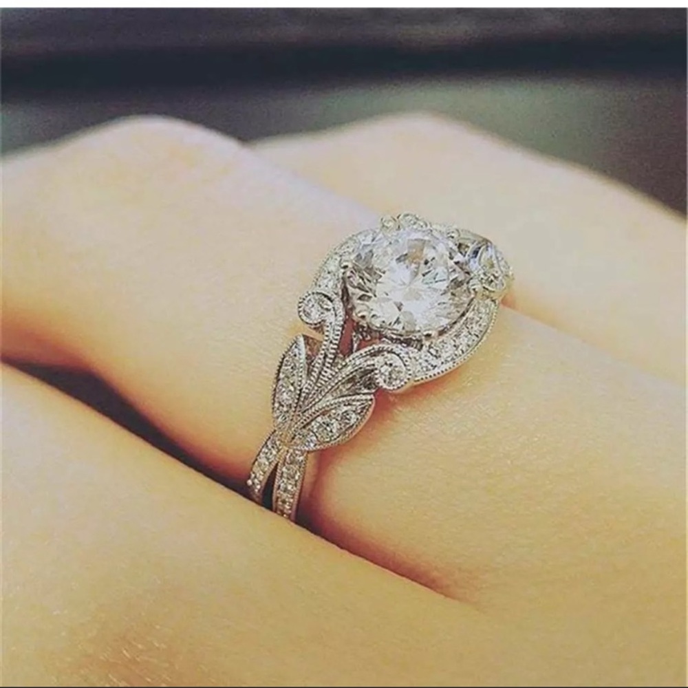 S925 Round Cut White sapphire Ring 💍